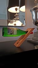 Drewniany oryginalny stojak na wino