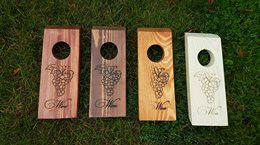 Drewniany oryginalny stojak na wino